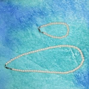 Faux Pearl set